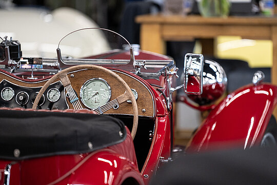 [Translate to English:] Oldtimer, Messe, Salzburg